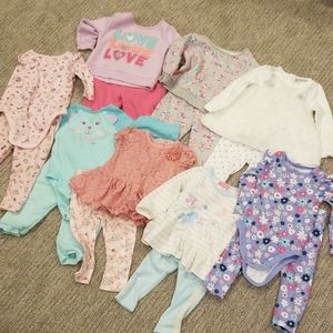 Bundle of baby girls 12M clothes
